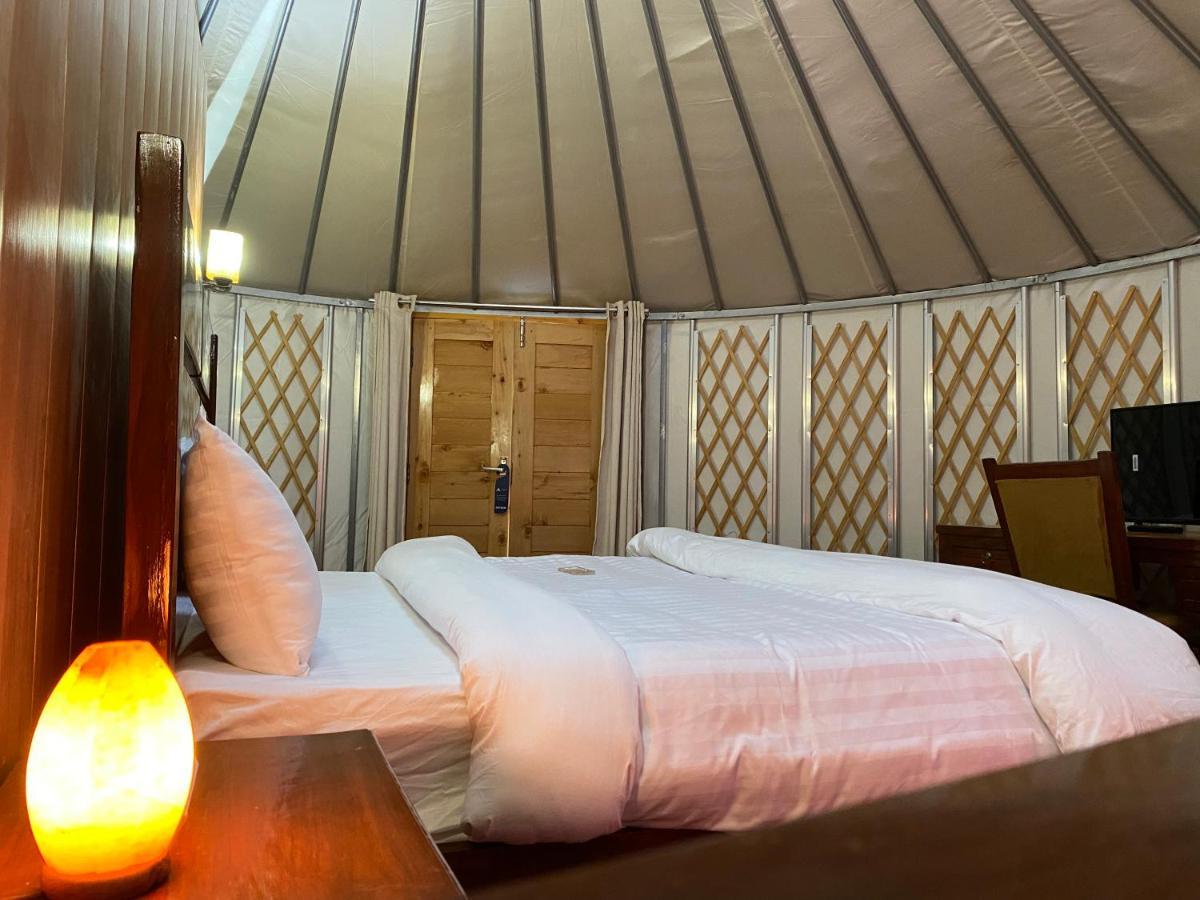 Apex Hotels And Resorts Hussaini Karimabad  외부 사진